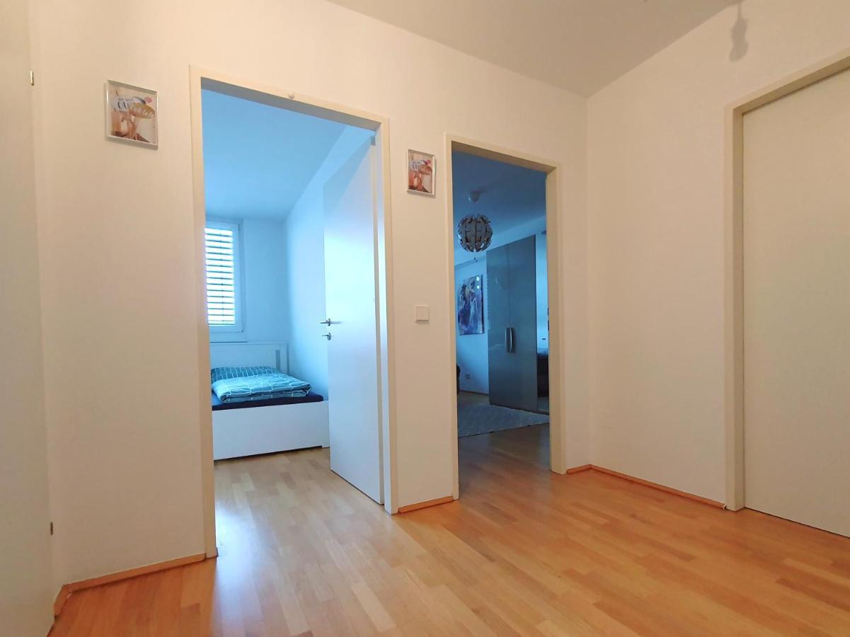 Near Lake Two Bedroom Duplex Apartment Wien Exteriör bild