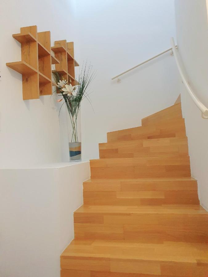 Near Lake Two Bedroom Duplex Apartment Wien Exteriör bild